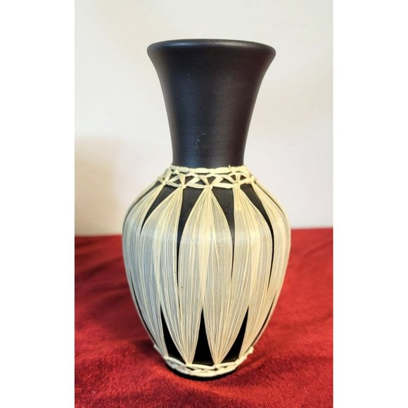 Austrian Matte Black Gmunder Keramick Vase Raffia  Wrapped CT332 - Picture 5 of 6